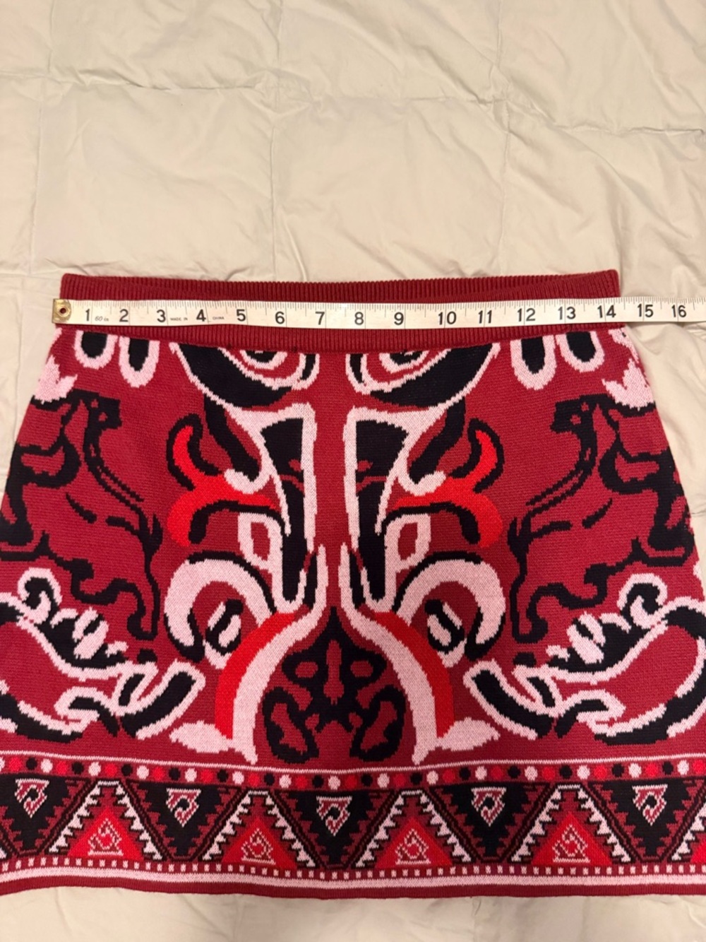Chelsea & Violet Red & Black Geometric Knit Mini Skirt - Size S NWT - Picture 11 of 12